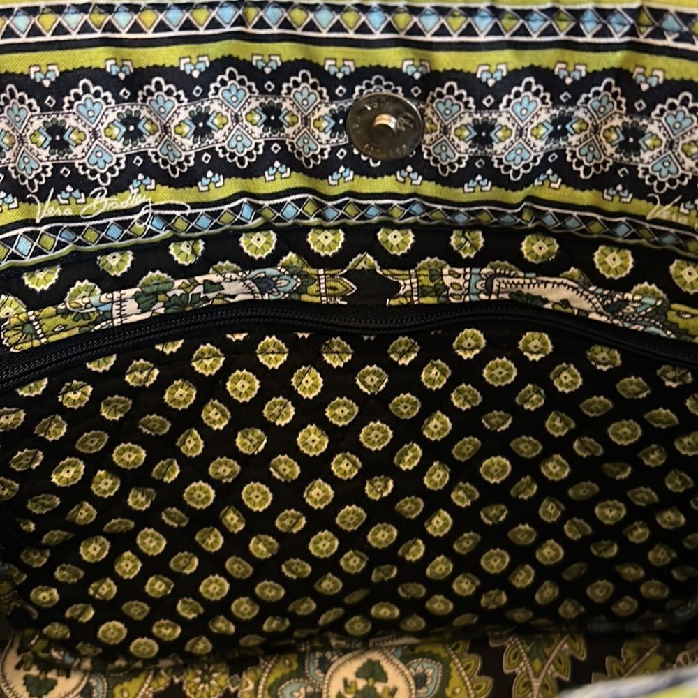 Vera Bradley green navy paisley shoulder bag 14” X  10” w/ matching card holder - Picture 3 of 12